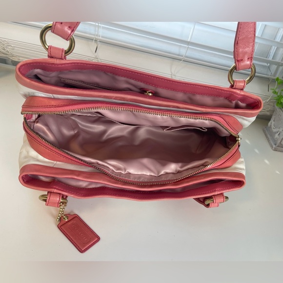 Y2K Coach Cricket Medium White Coral Pink Leather Tote Shoulder Bag Purse - Picture 6 of 16